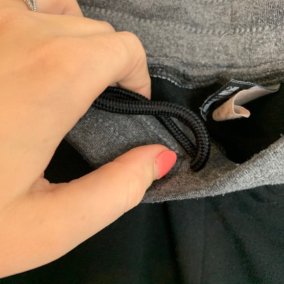 Nappytabs Black Colorblock Looped Sweatpants - Picture 8 of 9